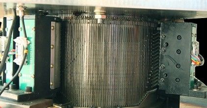 터치 스크린 완전 컴퓨터화 된 스포츠 모자와 스카프를위한 재카드 직제 기계 325 KG