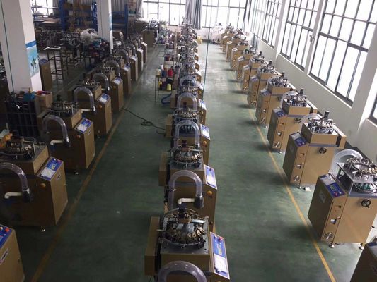 800pcs/day OPEK 자동 재커드 축구 팬 스카프 만드는 기계 첨단 기술