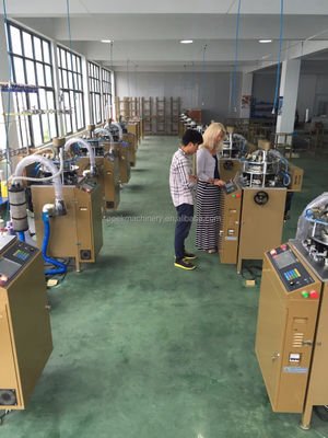 야구 캡 제조 기계 220V/380V 전압과 1kw 성능